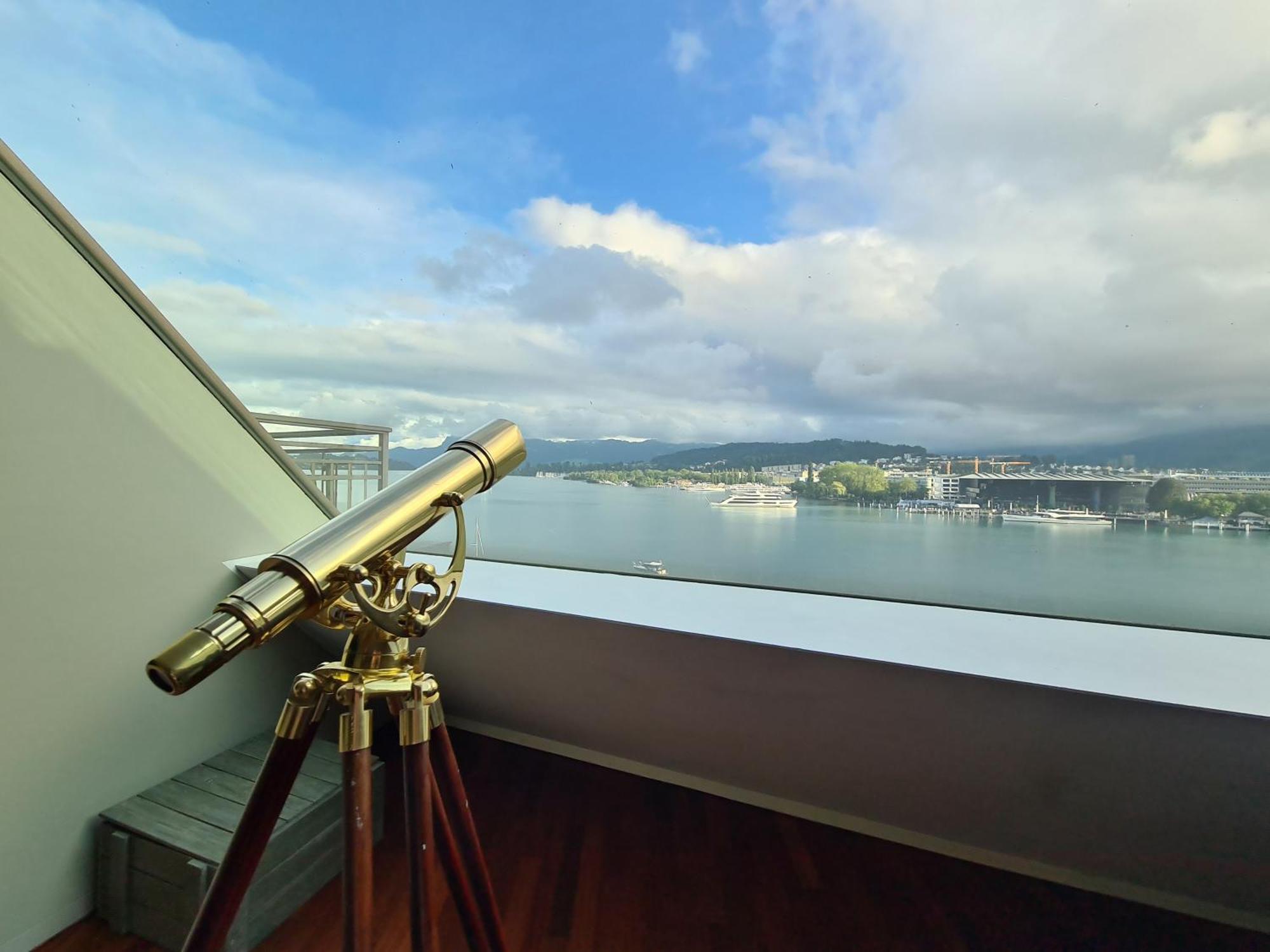 Lucerne Lake View Apartments Luaran gambar