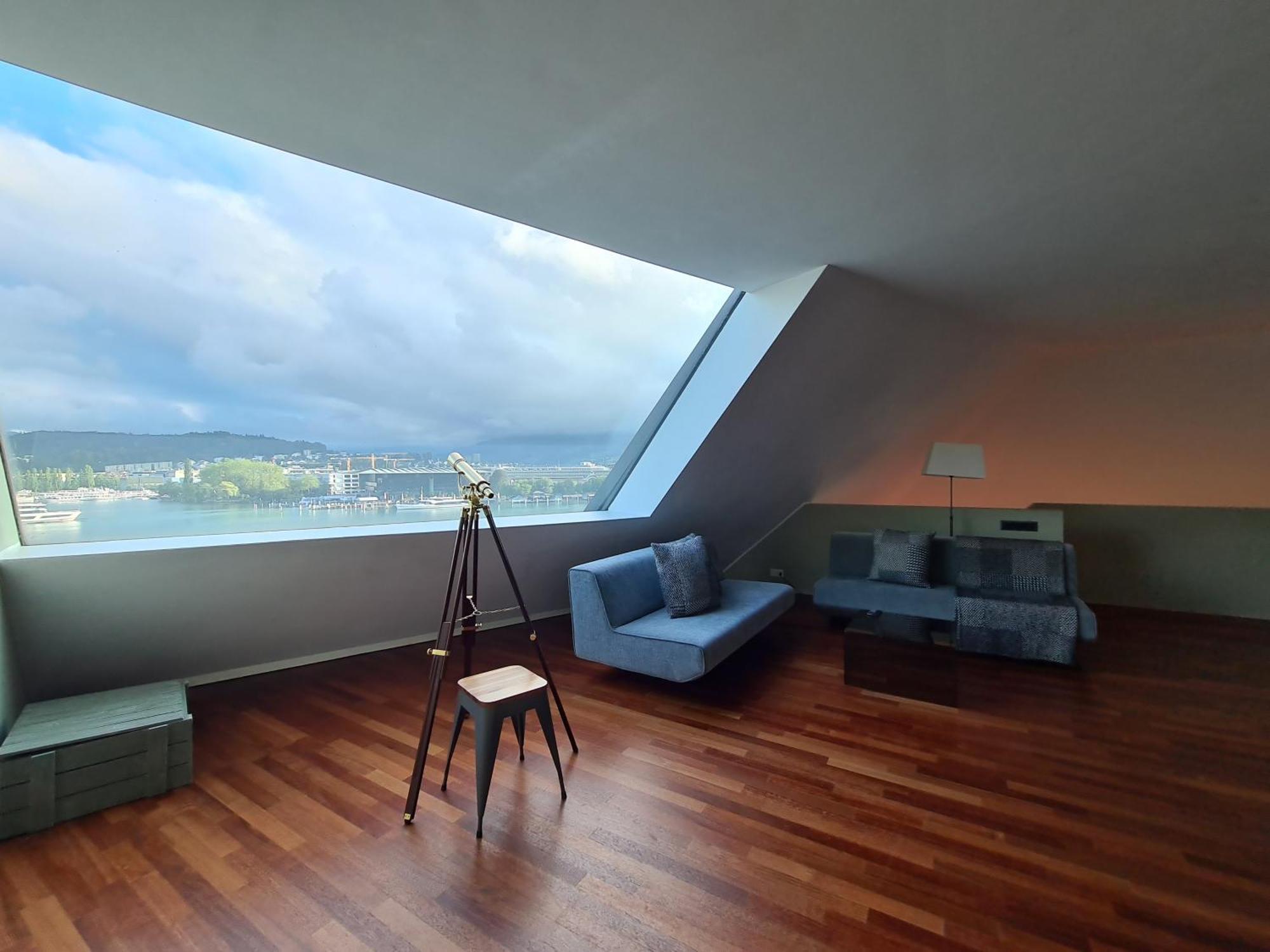 Lucerne Lake View Apartments Luaran gambar
