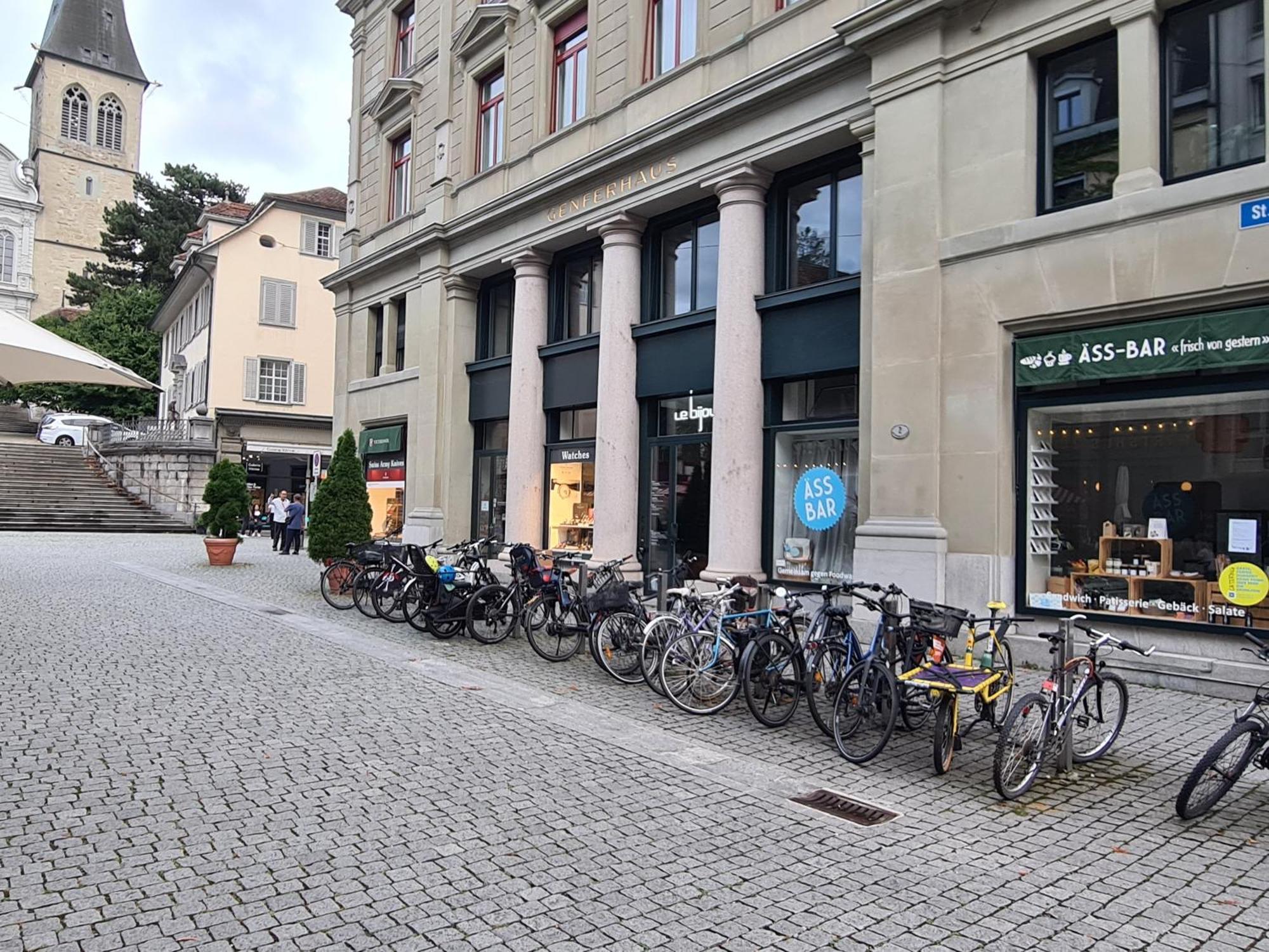 Lucerne Lake View Apartments Luaran gambar