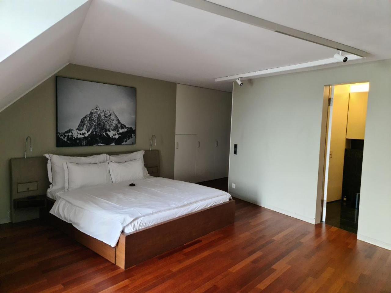 Lucerne Lake View Apartments Bilik gambar