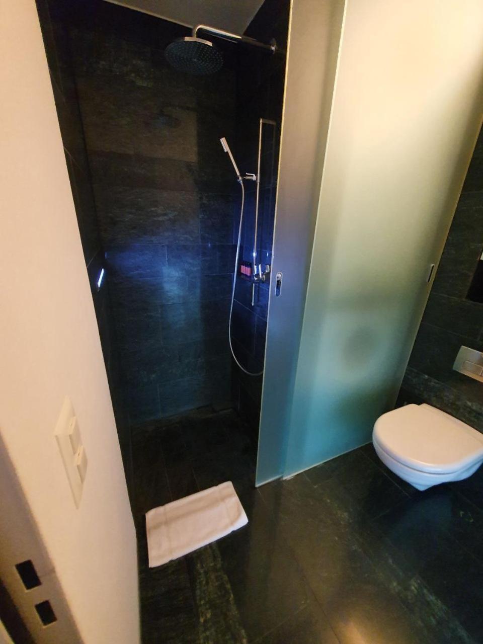 Lucerne Lake View Apartments Bilik gambar
